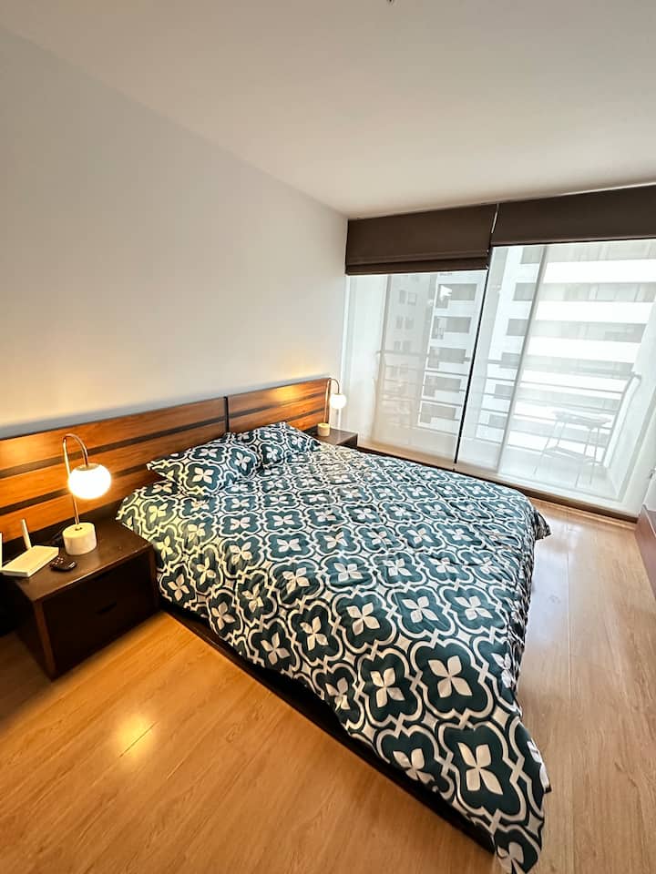 غرفة نوم رئيسية ، سريرين ونصف