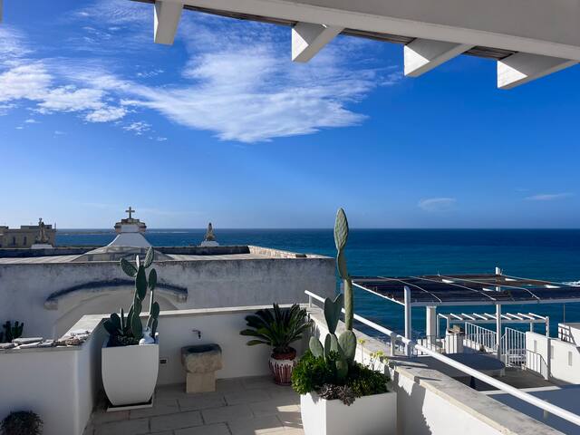 Casa Coco Stunning Rooftop Terrace On the Sea gallery image 3