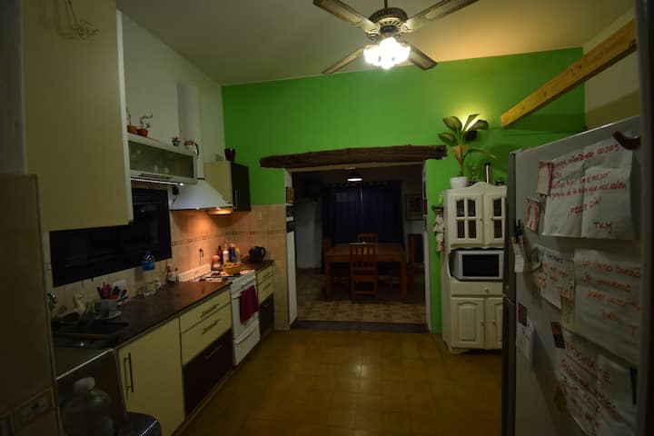 PRIVATE ROOM in Casa Familiar