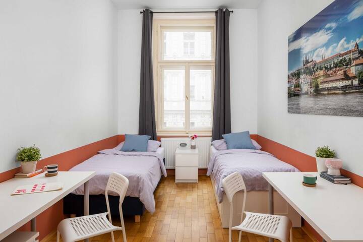 VEVERKOVA RESIDENCE VII. gallery image 4