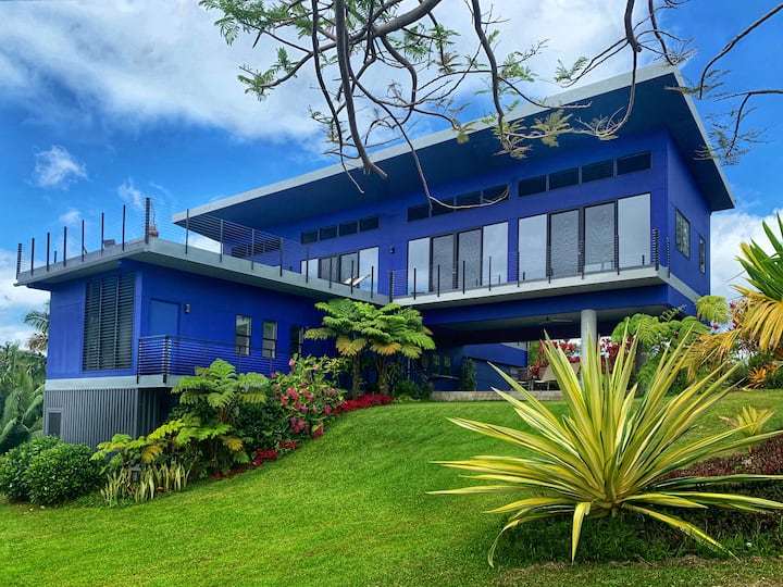 2 ensuite guest rooms Hamakua Chocolate Farm Farm stays for Rent in