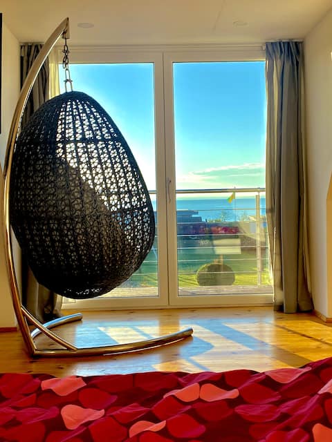 Baltic Cottage · House with Sea View for Families
