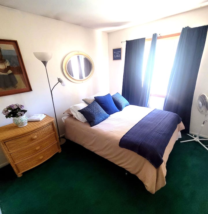 ห้องนอน #3 เตียงควีนไซส์