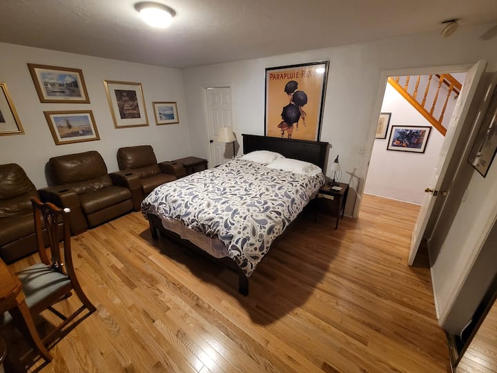 ข้างล่าง 