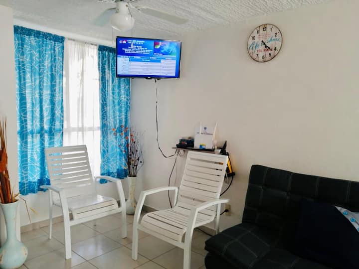 A space designed for rest and coexistence. Our living room offers a warm and relaxing atmosphere, with comfortable seating, WiFi to keep you connected and Dish TV to enjoy as a family after a day in the Acapulco sun.