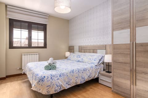 Apartment Caño Badillo - Plaza Mayor with Parking