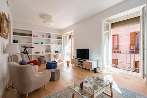 Airbnb con mejor rendimiento: Near Plaza Mayor, magic apartment in La Latina en Madrid
