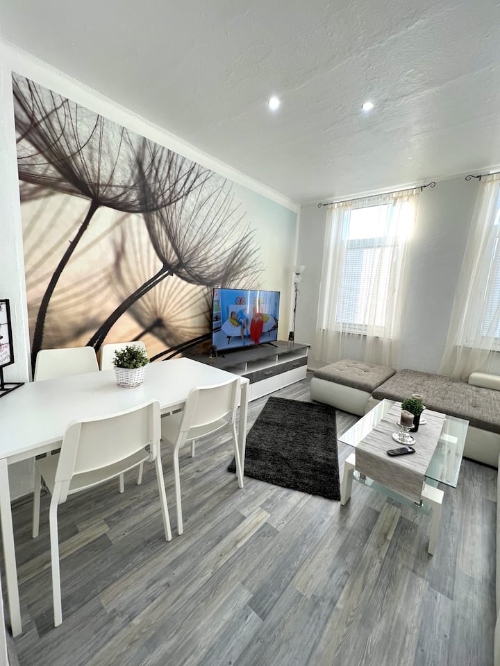 52 m² central 2-room apartment in Wilhelmshaven