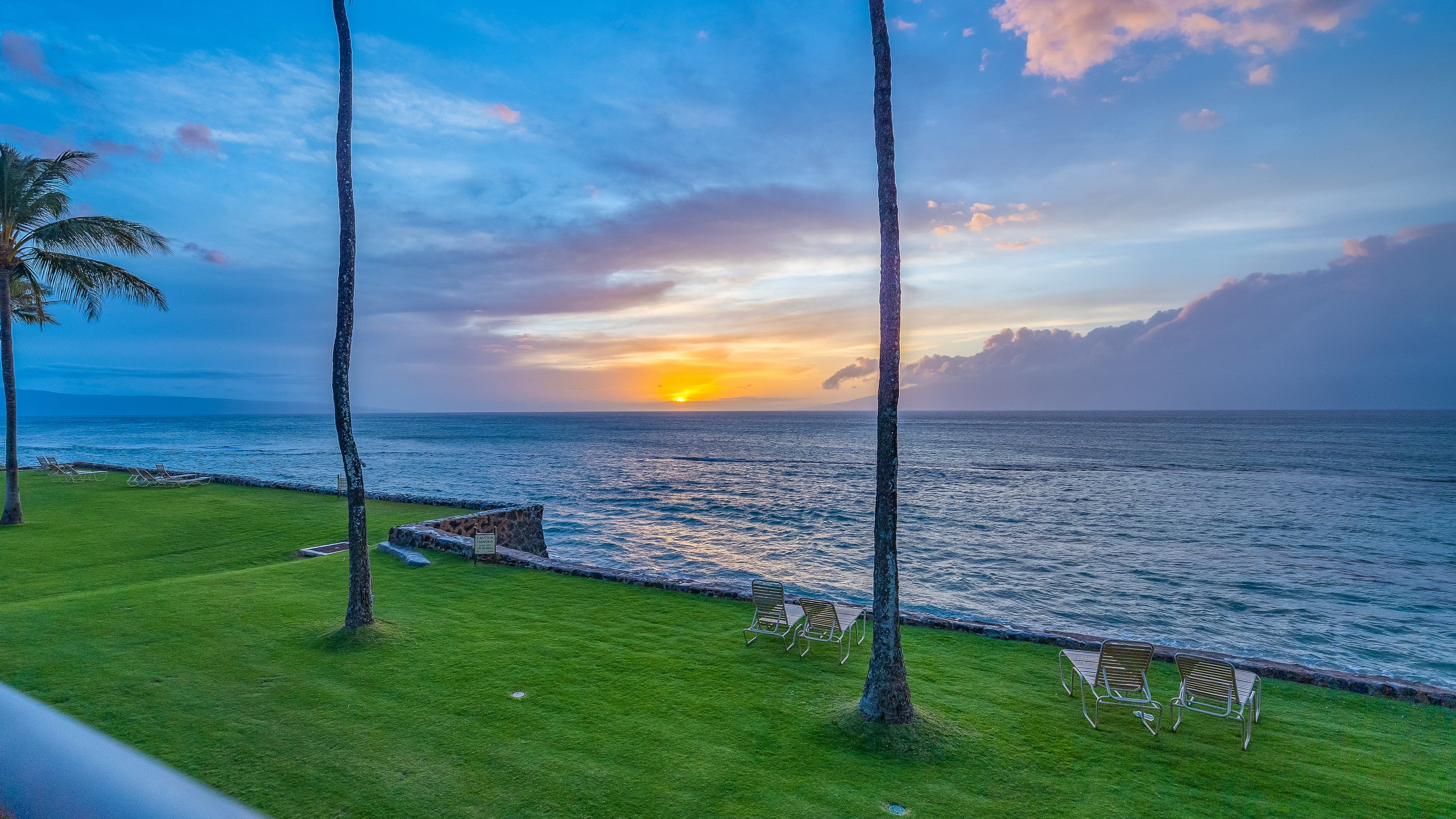 Condo in Lahaina · ★4.97 · 1 bedroom · 2 beds · 1 bath - Image 32