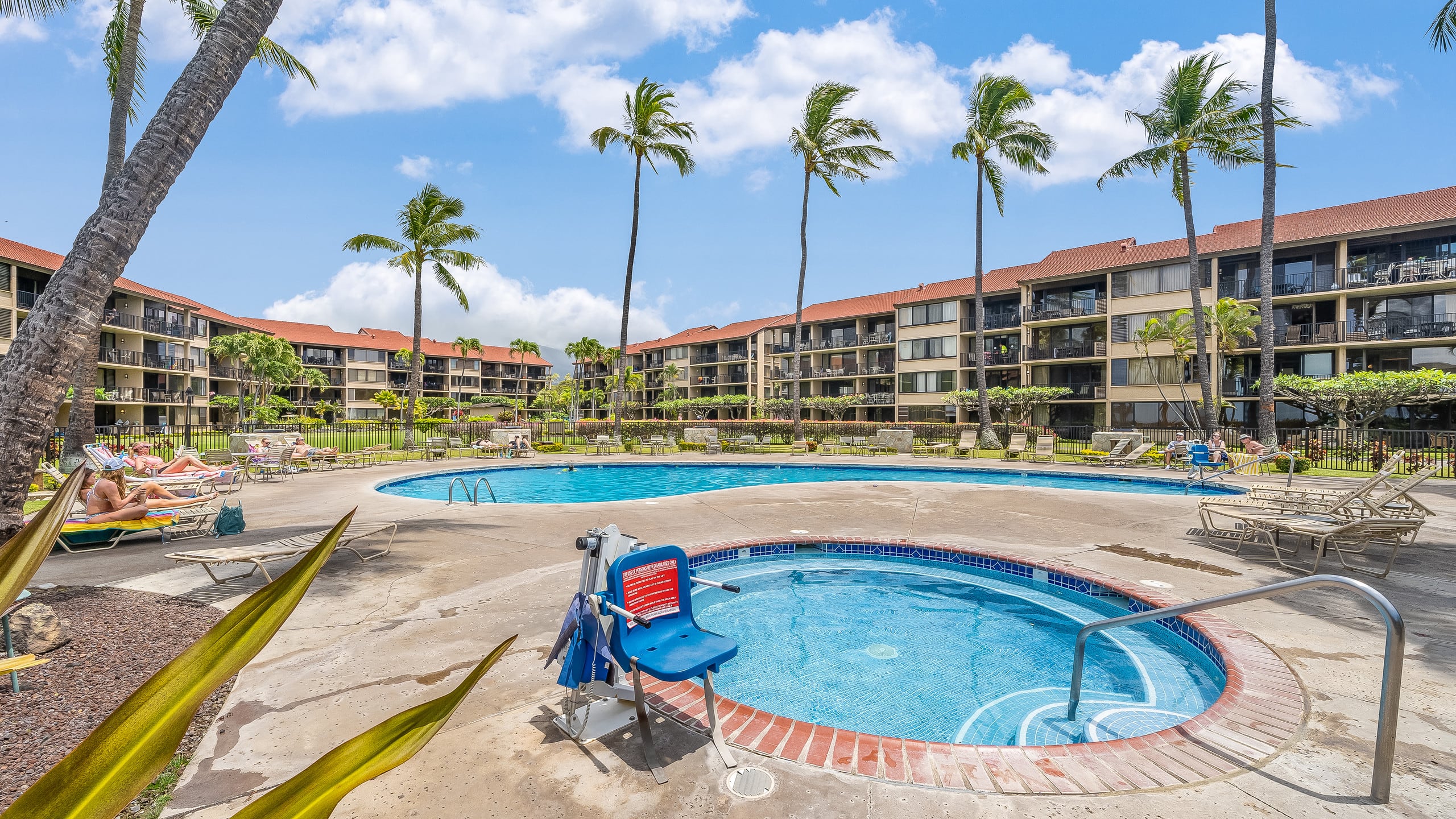 Condo in Lahaina · ★4.97 · 1 bedroom · 2 beds · 1 bath - Image 50