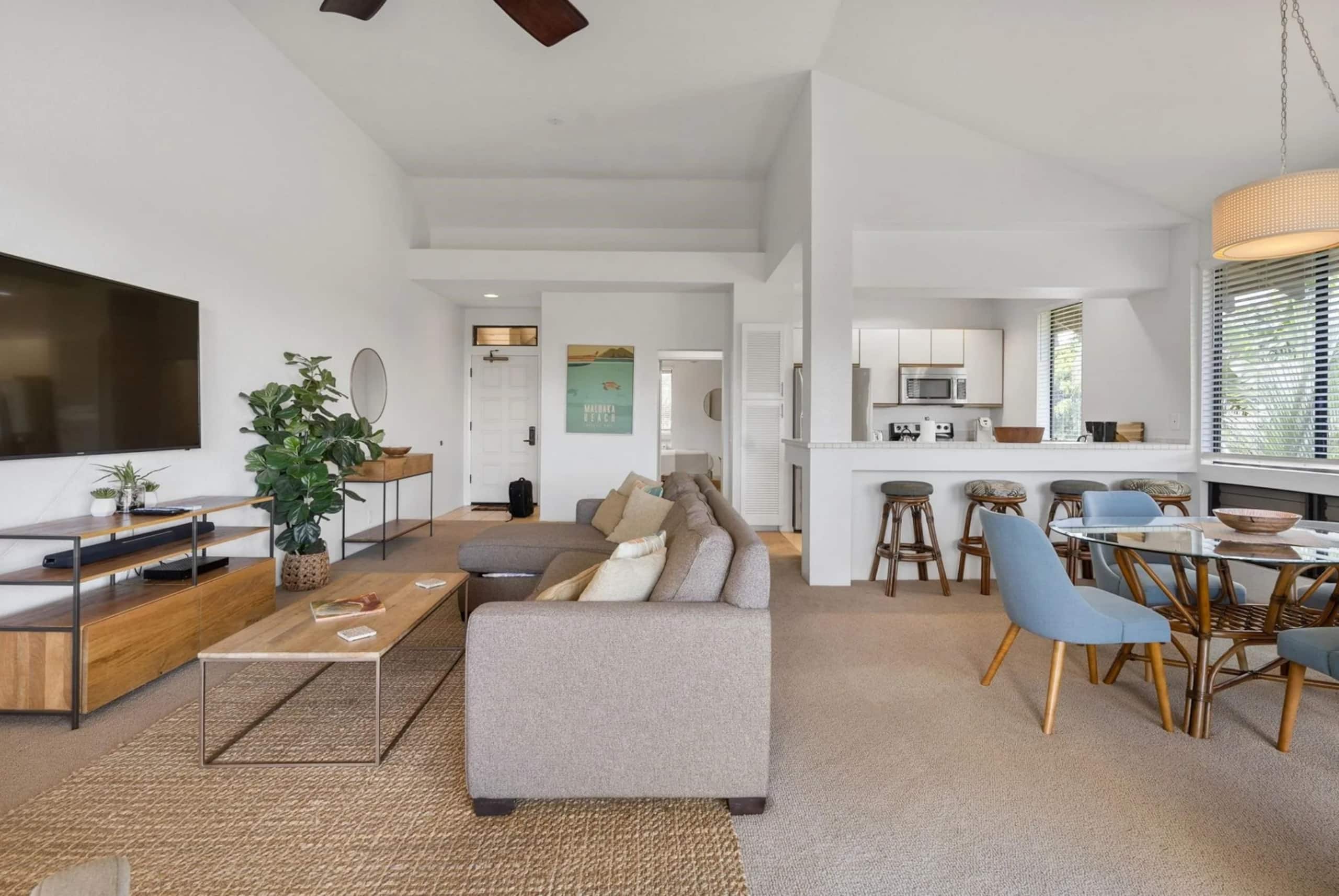 Condo in Wailea · ★4.98 · 1 bedroom · 2 beds · 2 baths - Image 6