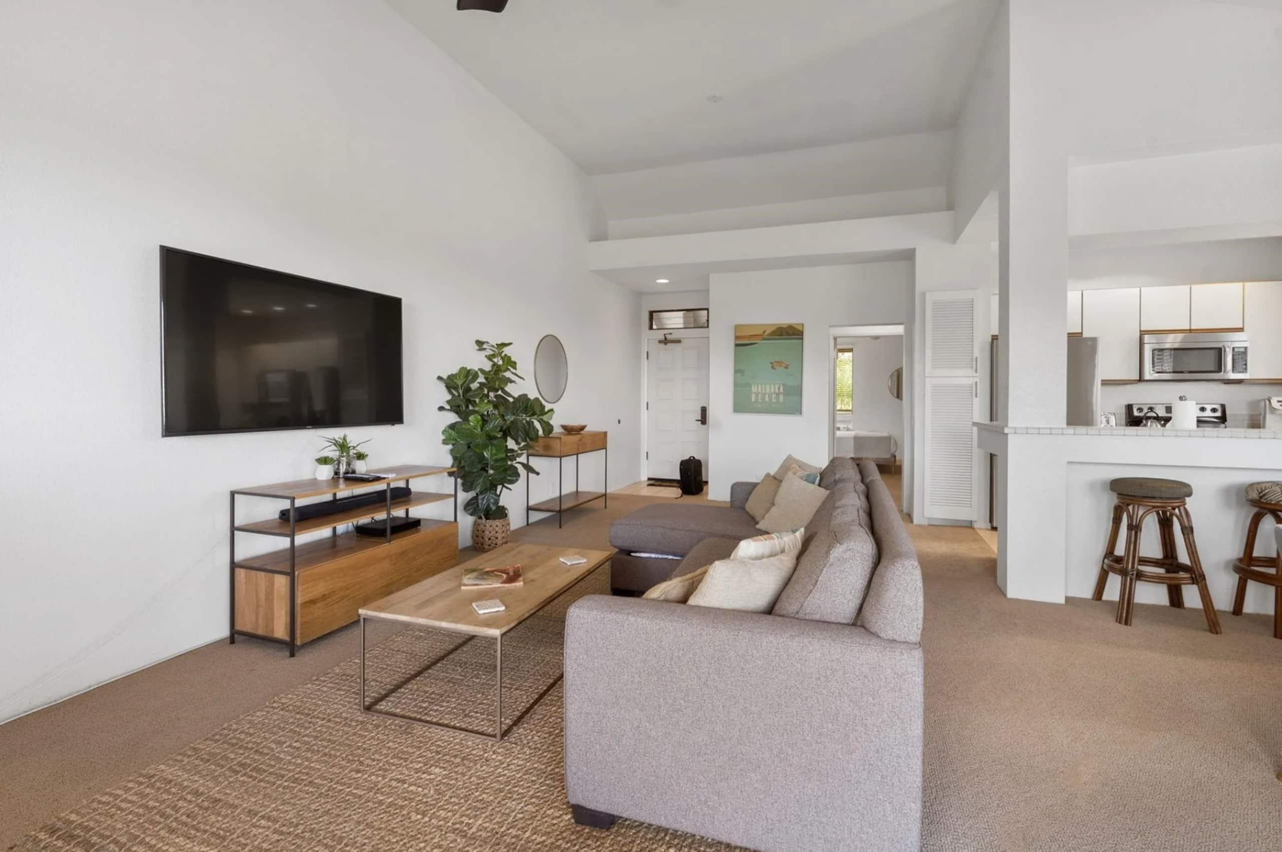 Condo in Wailea · ★4.98 · 1 bedroom · 2 beds · 2 baths - Image 5
