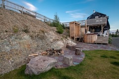 Eco+Cabin+with+views++and+a+Wood-Fired+Hot+Tub