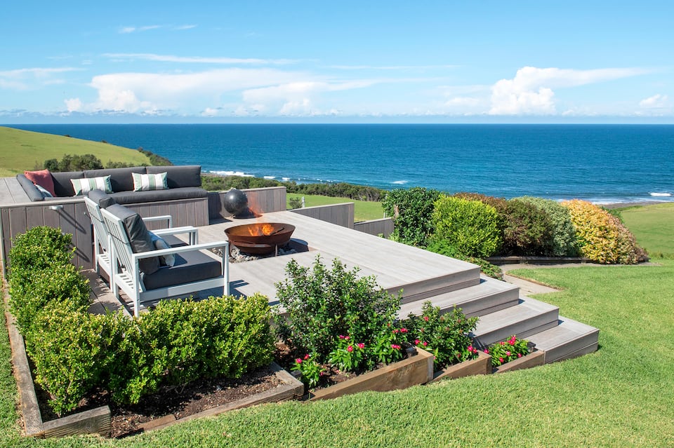 Elanora, on the headland above Seven Mile Beach, Gerroa, New South Wales, Australia, photo 8 of 10