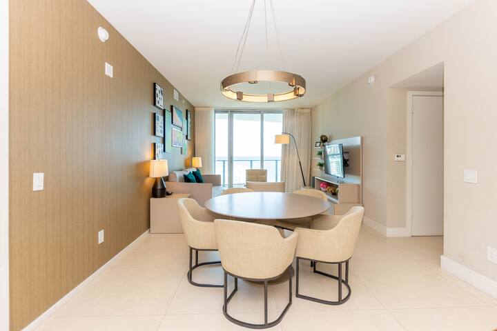 Hyde On The Beach Luxurious Ocean View 2 Bedroom gallery image 4