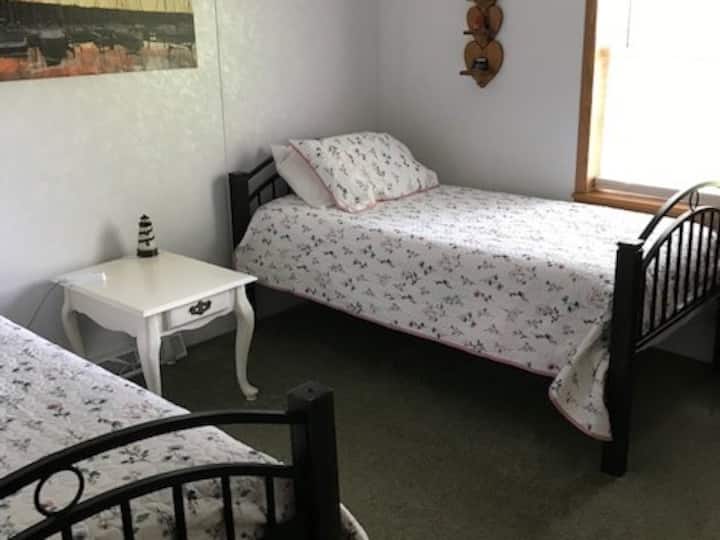 Dormitorio 3.  Dos camas individuales.