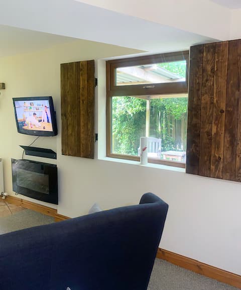 Top Airbnb: Private Studio Apartment in West Lancashire
