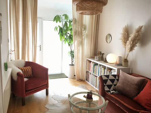 Popular Airbnb listing: Beckon Yard - Stylish Suite with Courtyard Oasis in Dales