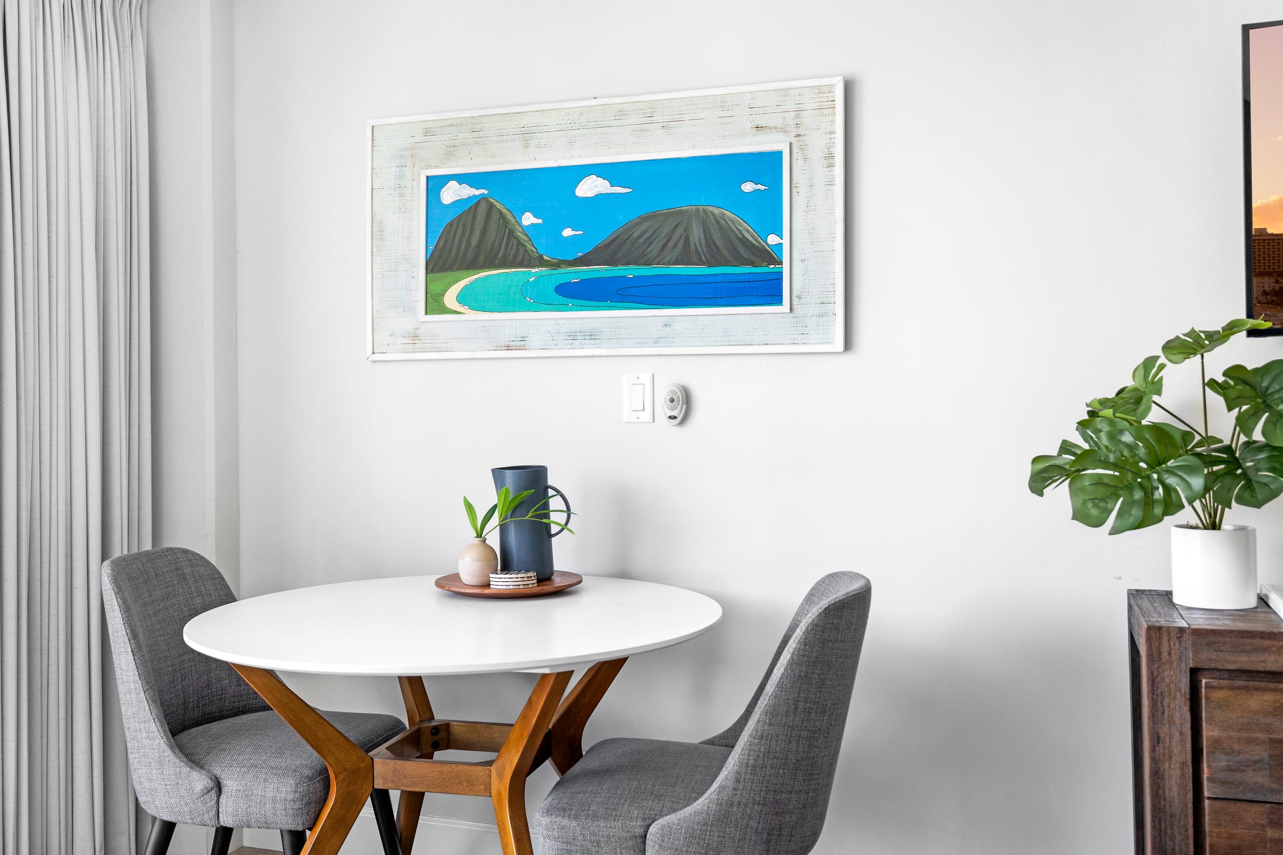 Condo in Honolulu · ★4.84 · Studio · 1 bed · 1 bath - Image 4