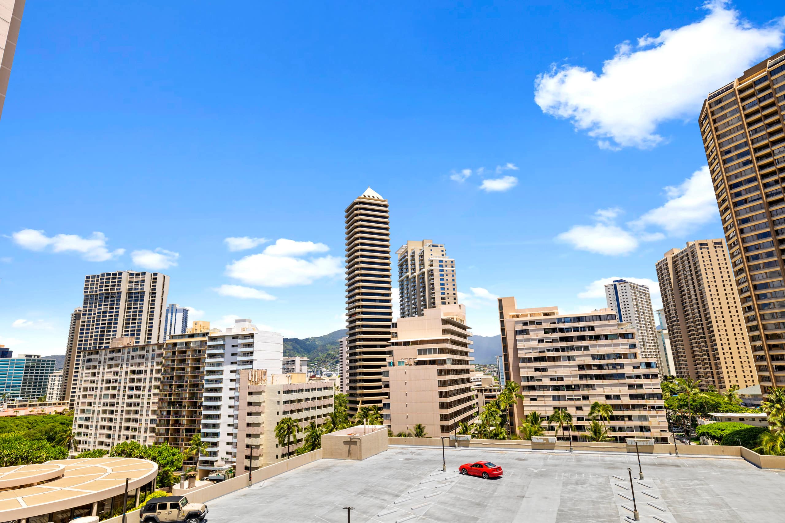 Condo in Honolulu · ★4.84 · Studio · 1 bed · 1 bath - Image 19