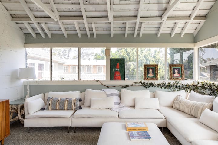 Abba Casa – Private, Mediterranean Style Oasis gallery image 3