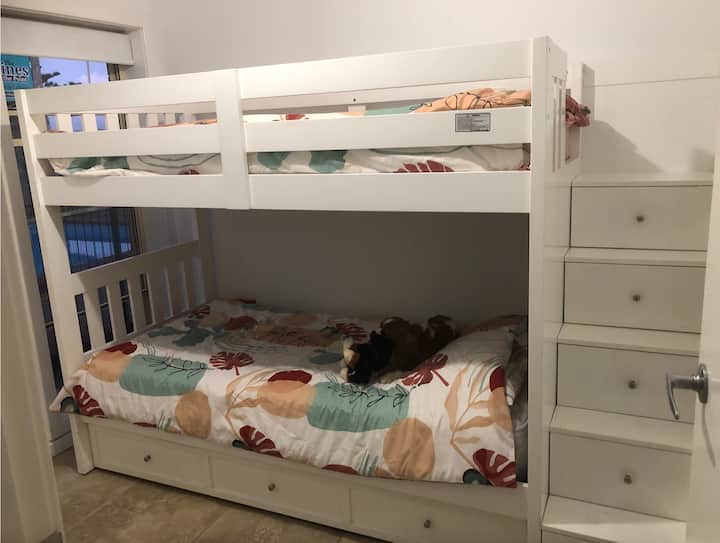 Childrens' Bunk room with trundle overlooking the pool 