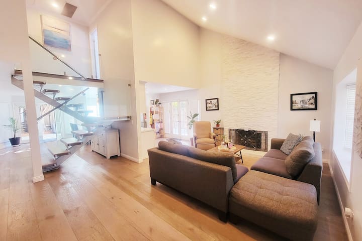 Spacious home near LAX Marina Venice Santa Monica