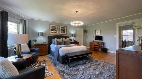 Luxury 5BR Home w/ 2000sf Man Cave