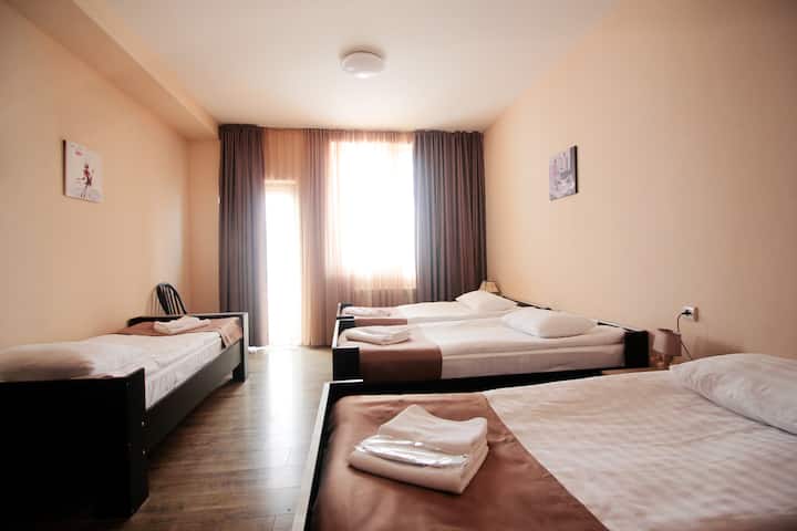 غرفة رباعية