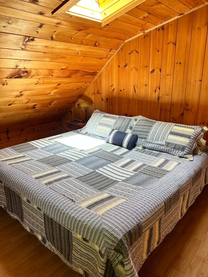 Kitanda aina ya King