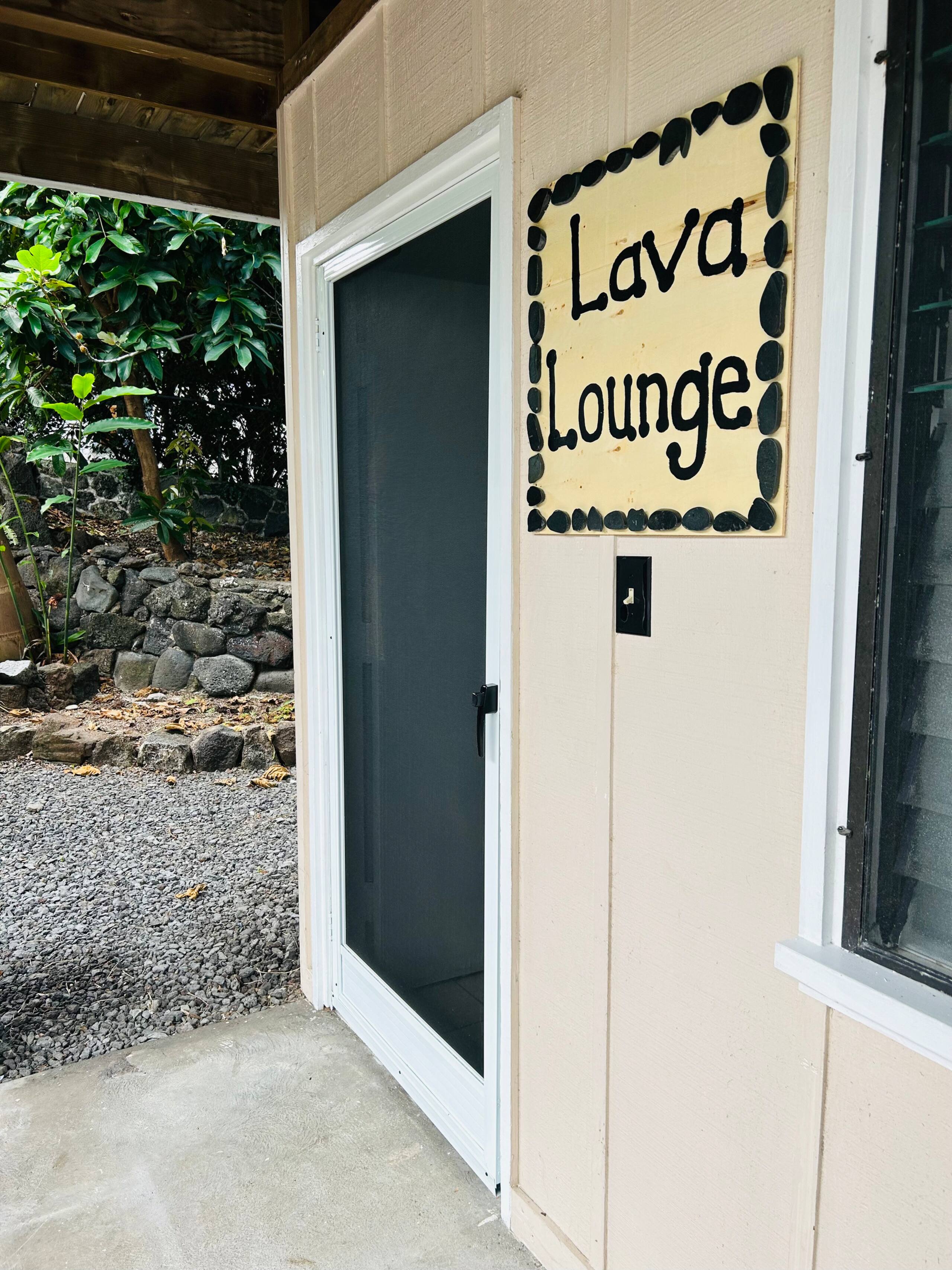 Lava Lounge - Photo 11