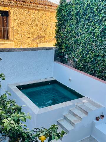 Renovated house Palau-Saverdera (Costa Brava) gallery image 3