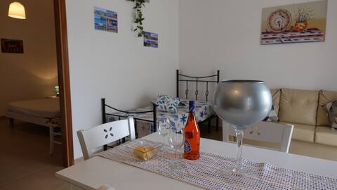 Top performing Airbnb: Golden Sand Starfish in Balestrate