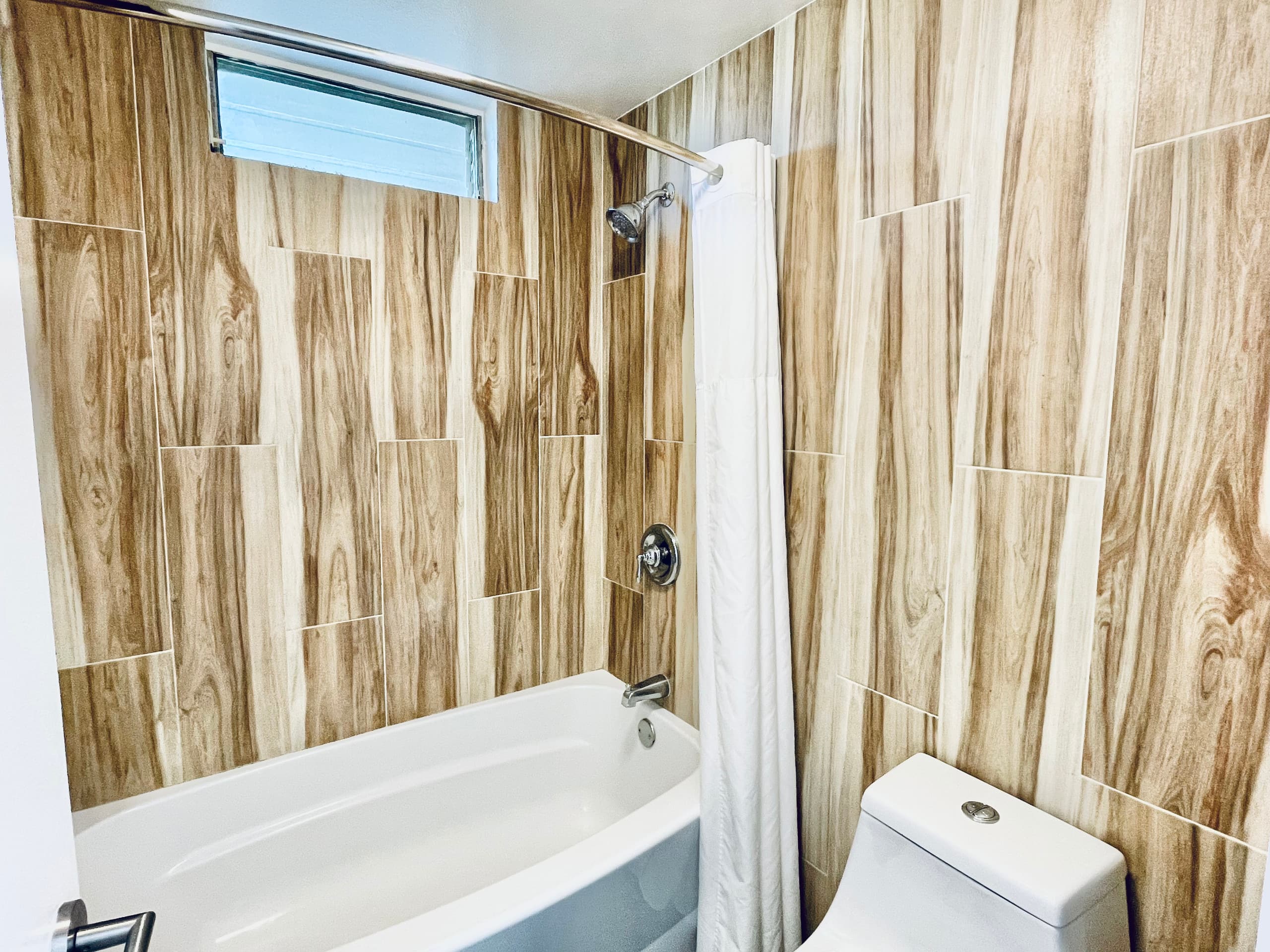 Condo in Kihei · ★4.86 · 1 bedroom · 2 beds · 2 baths - Image 33