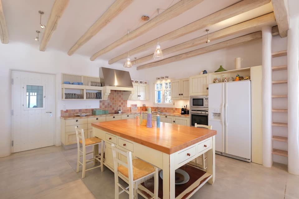 Villa Delion, on the west coast of Paros, Krotiri, Paros, Greece, photo 2 of 10