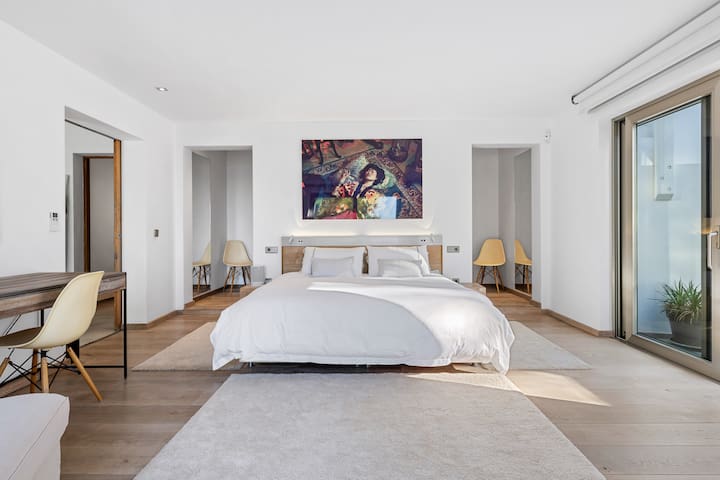 Sunset View-Luxury-Heated Pool-Gym