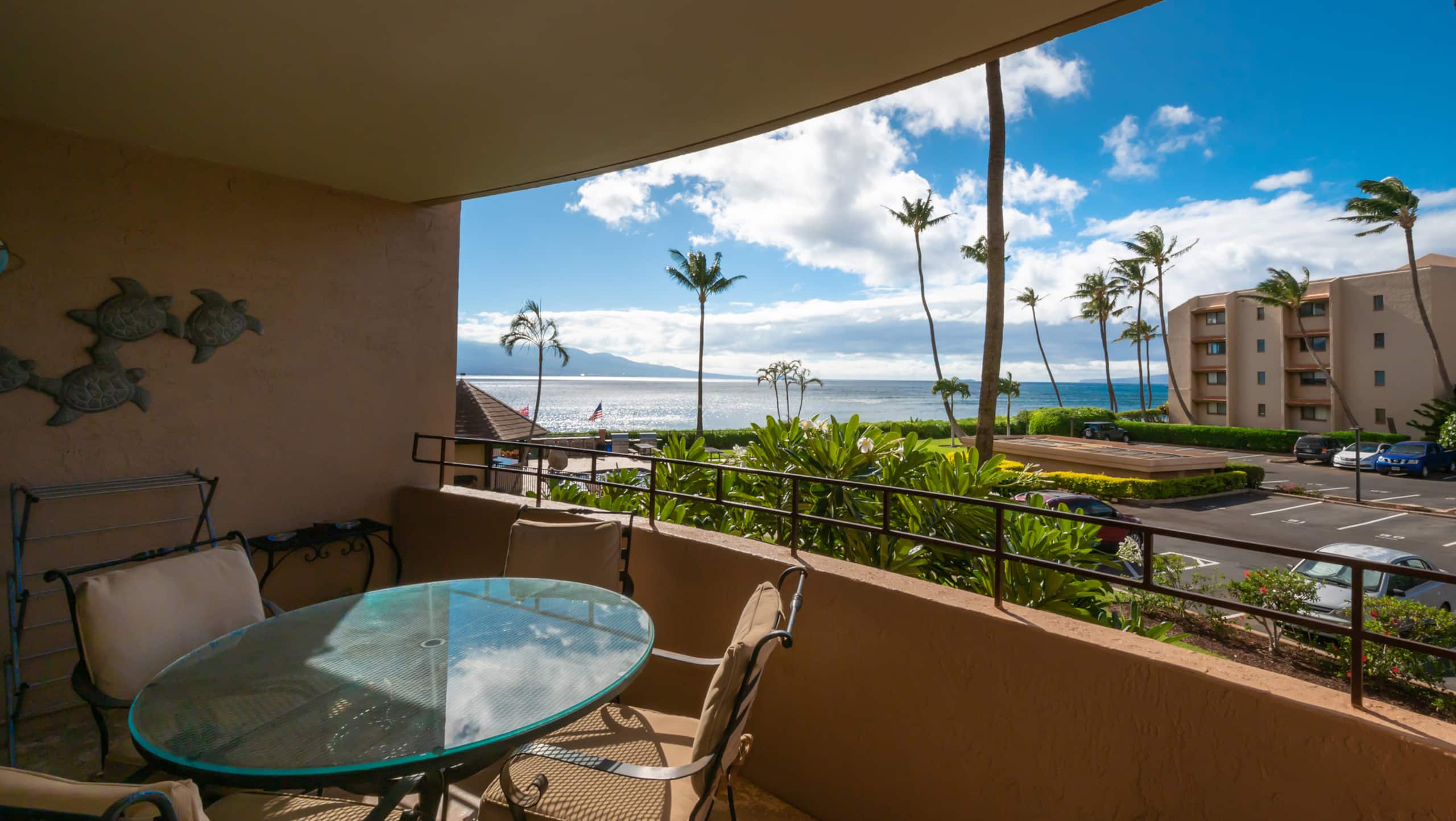 Condo in Wailuku · ★4.95 · 1 bedroom · 1 bed · 1 private bath - Image 5