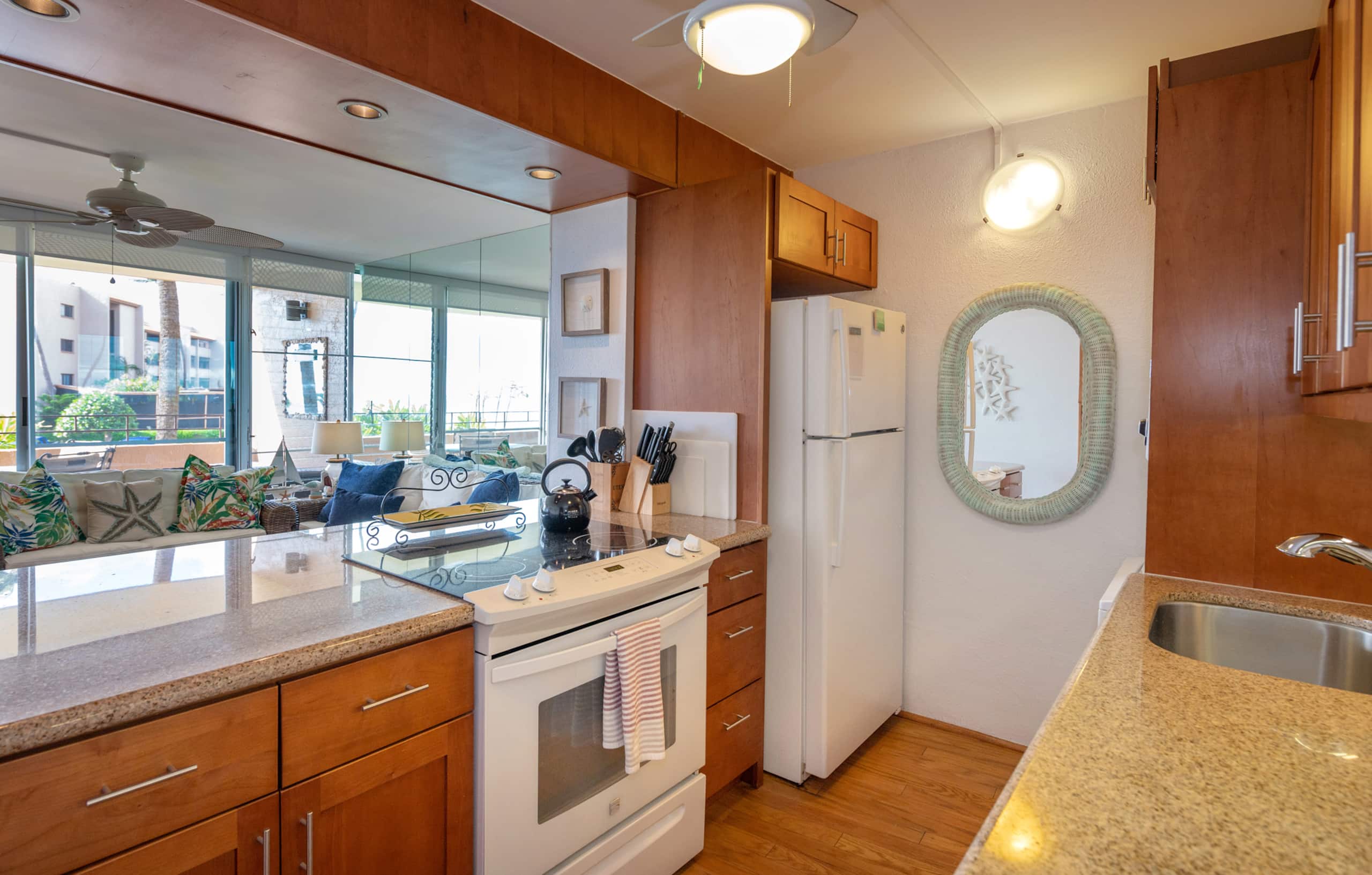 Condo in Wailuku · ★4.95 · 1 bedroom · 1 bed · 1 private bath - Image 9