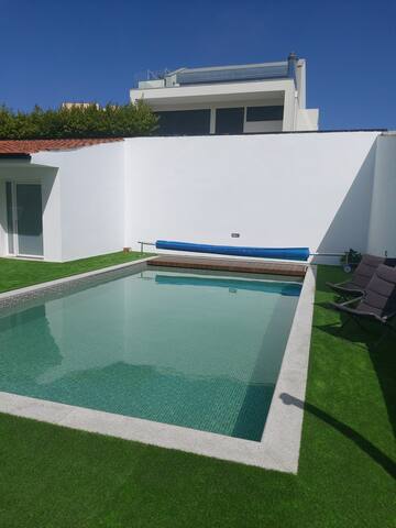 Lavra Beach House gallery image 5