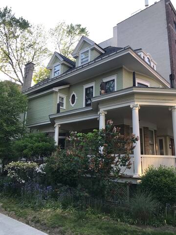 Ditmas Park Victorian Home gallery image 2