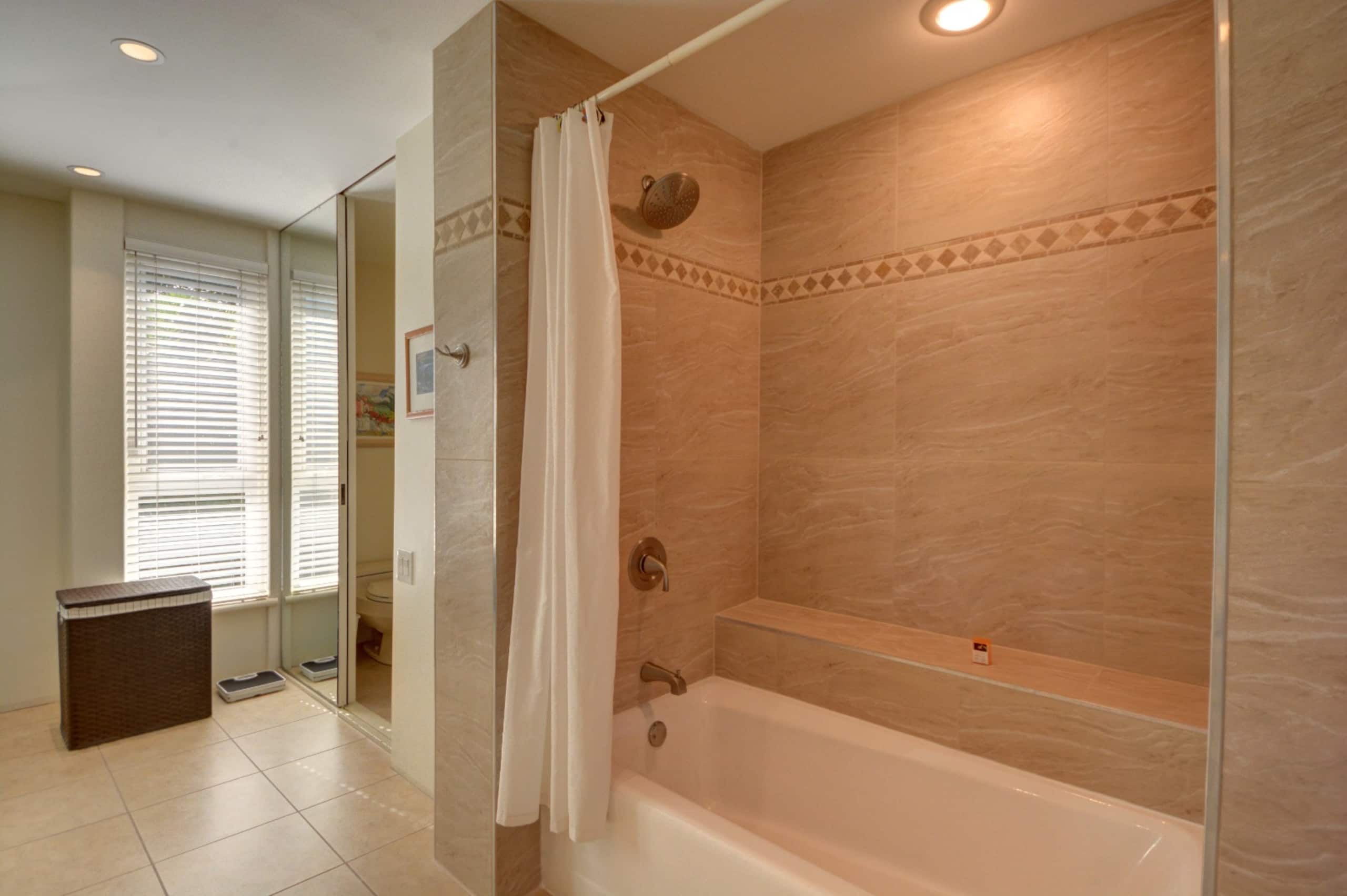Condo in Kihei · ★4.87 · 2 bedrooms · 3 beds · 2 baths - Image 18