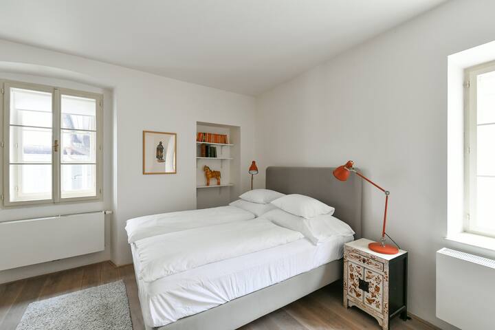 Baroque Residence at Charles Bridge gallery image 3