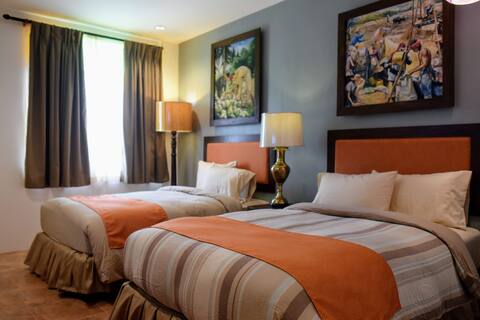 Casa Marina Deluxe Suites Riverside