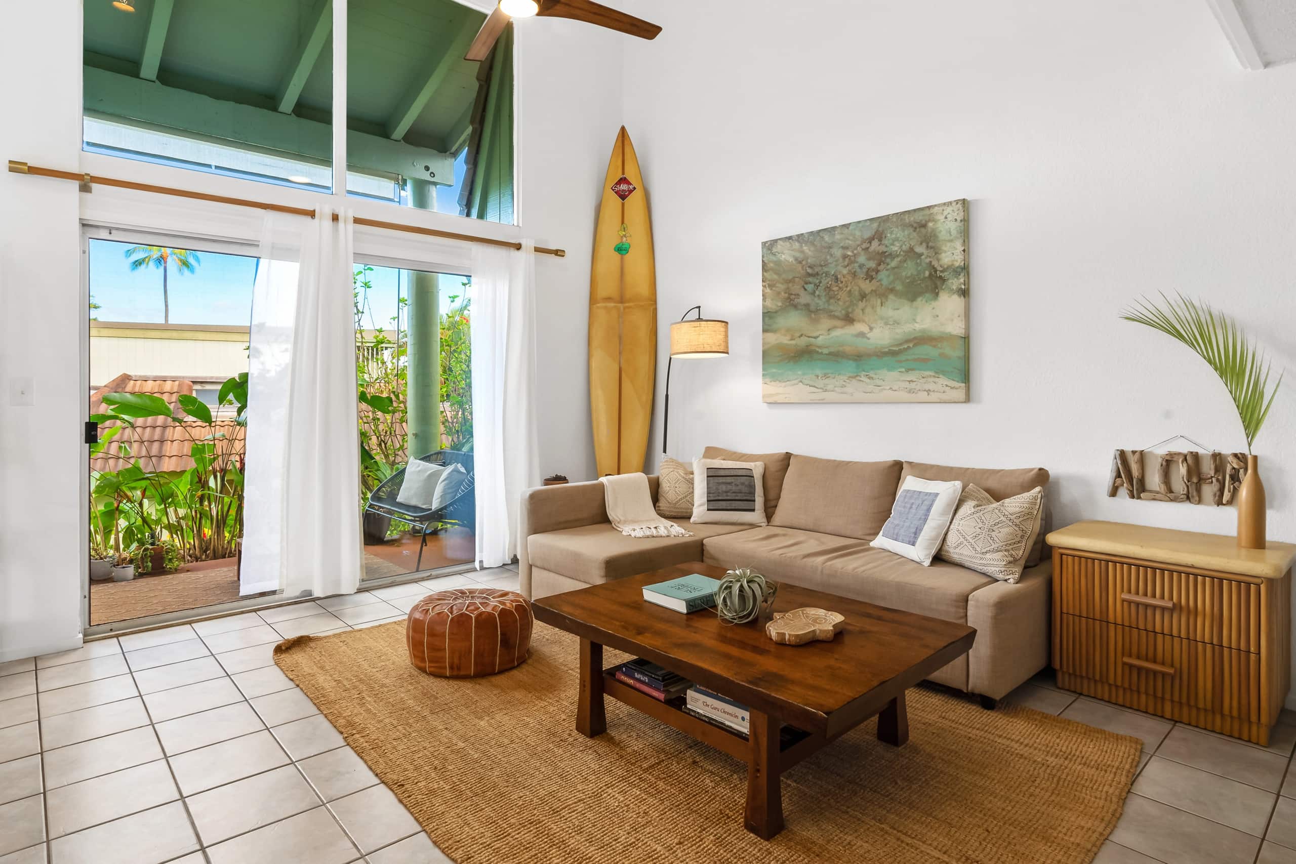 North Shore Bungalow - w/ AC, bikes, beach gear - Photo 4