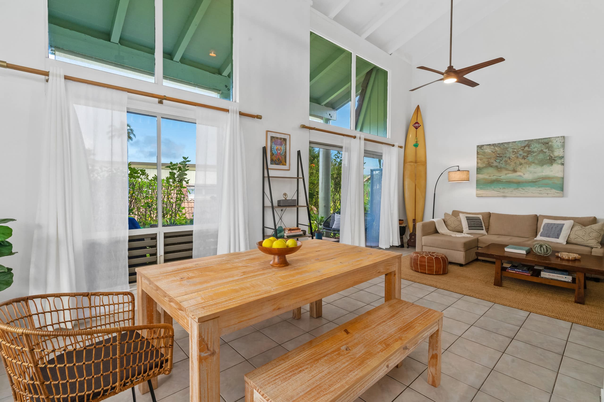 North Shore Bungalow - w/ AC, bikes, beach gear - Photo 2