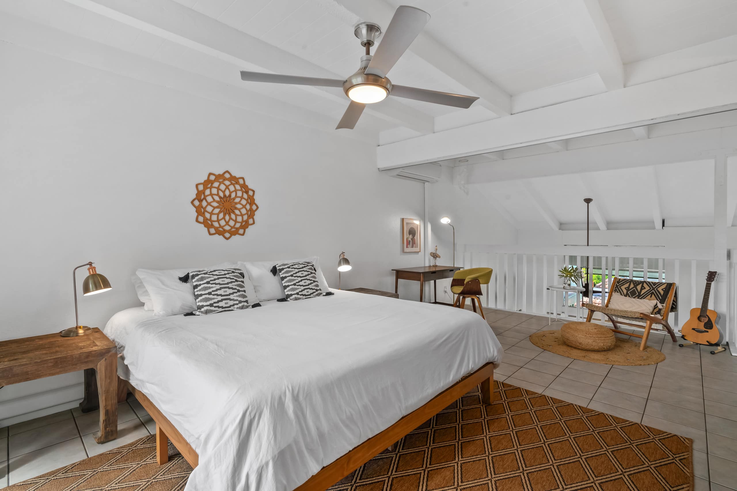 North Shore Bungalow - w/ AC, bikes, beach gear - Photo 12