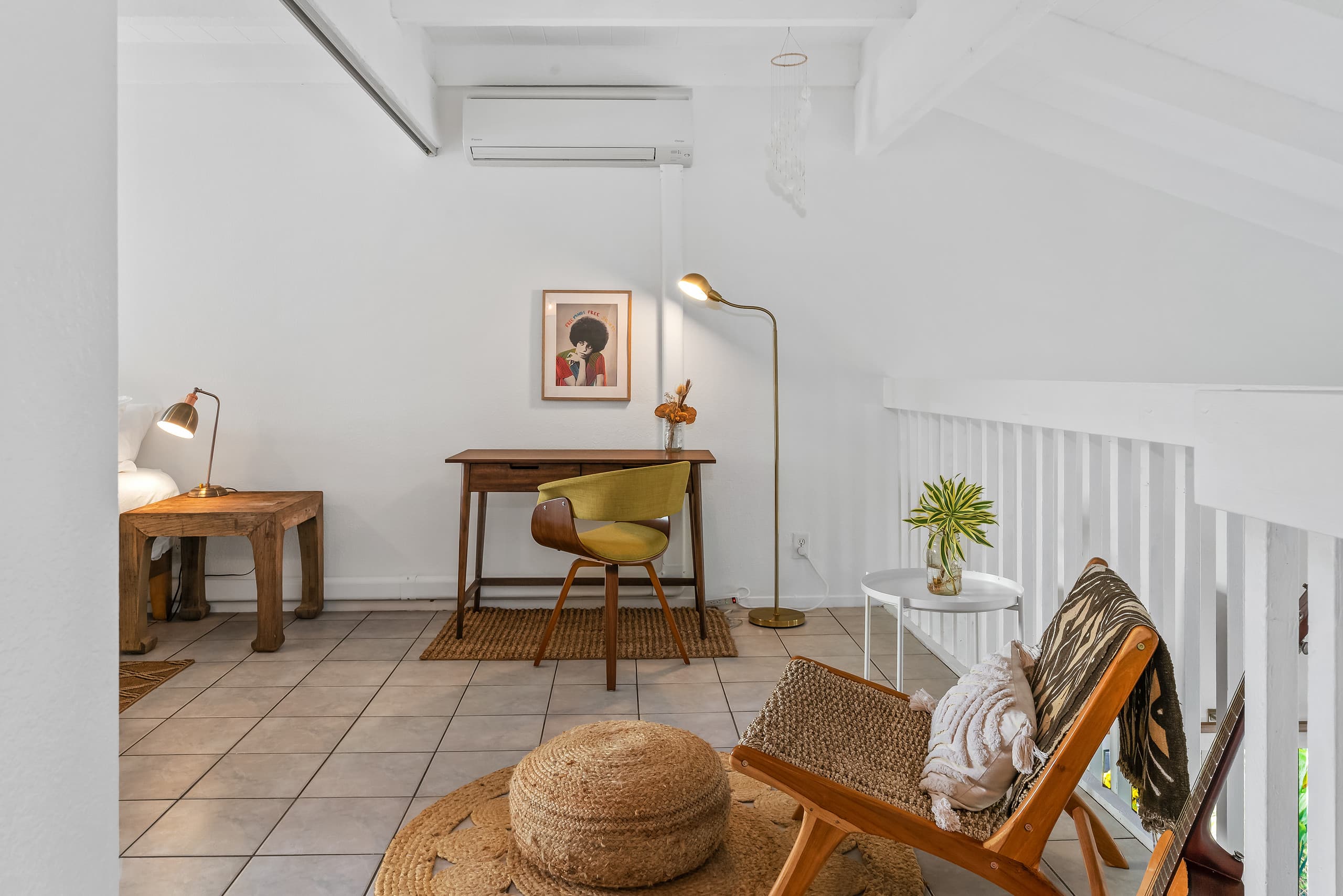 North Shore Bungalow - w/ AC, bikes, beach gear - Photo 13