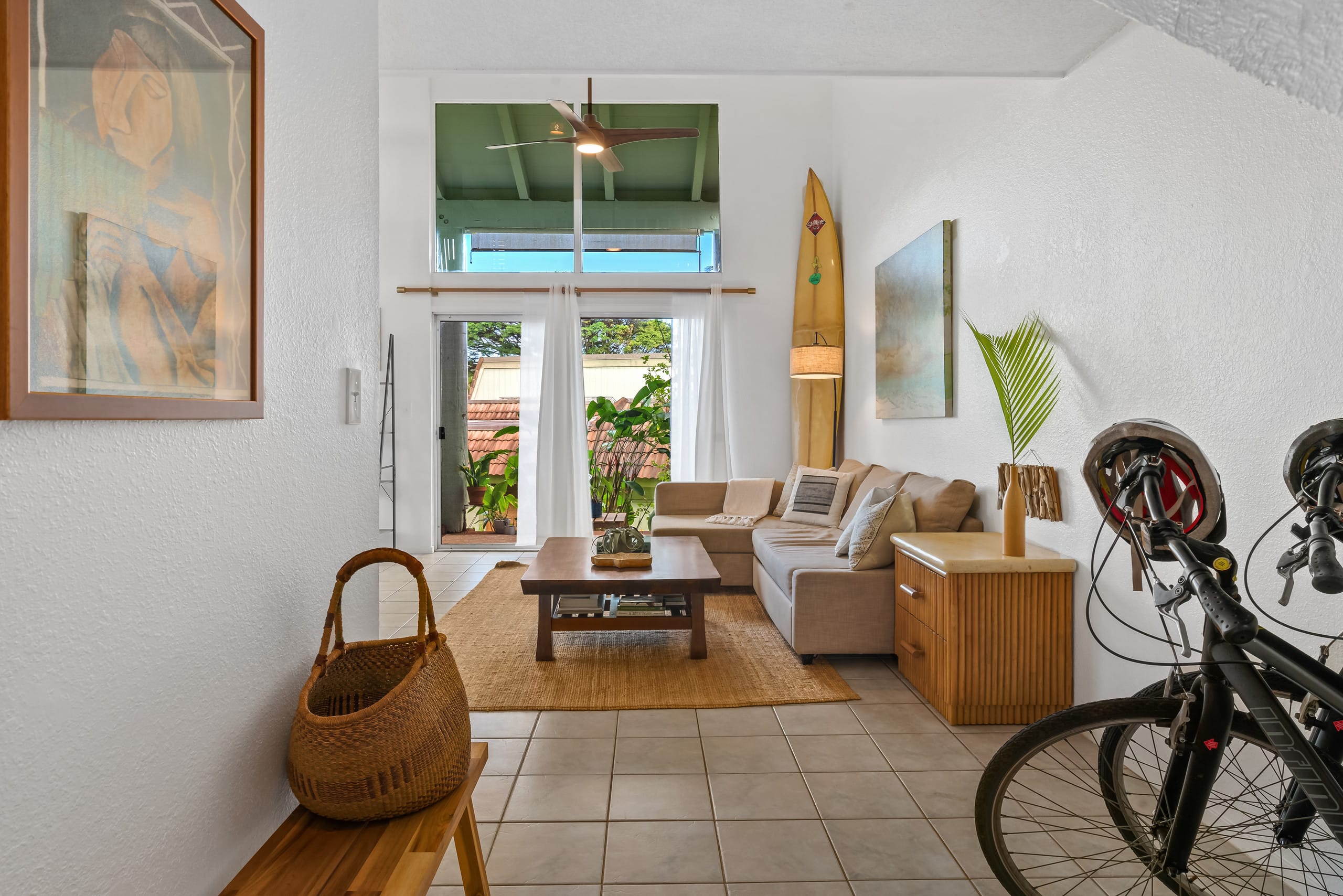 North Shore Bungalow - w/ AC, bikes, beach gear - Photo 9