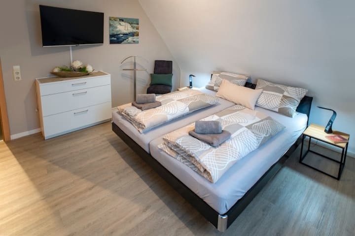 ห้องนอน 2/ห้องนอน 2