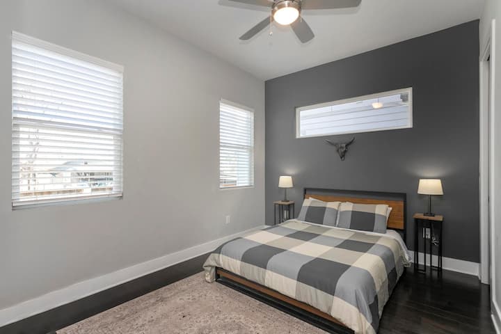 საძინებელი 1